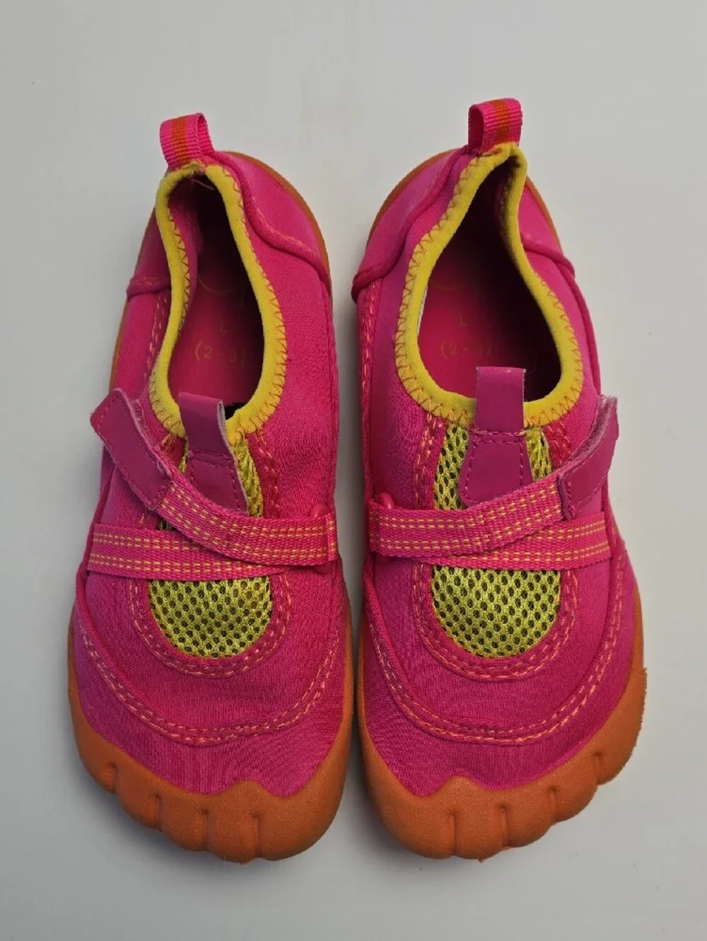 OP Water Shoes Youth Size Large 2-3